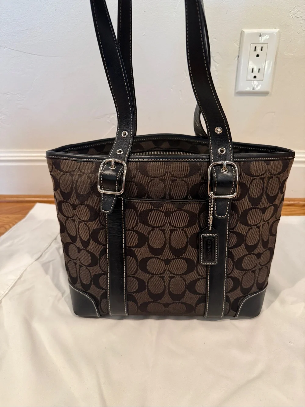 Coach Signature Canvas Buckle Tote in Dark Brown, Black, Y2K era bag - Picture 14 of 15